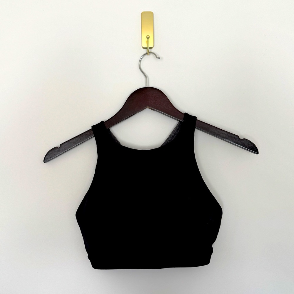 Lululemon Free to Be Serene Bra